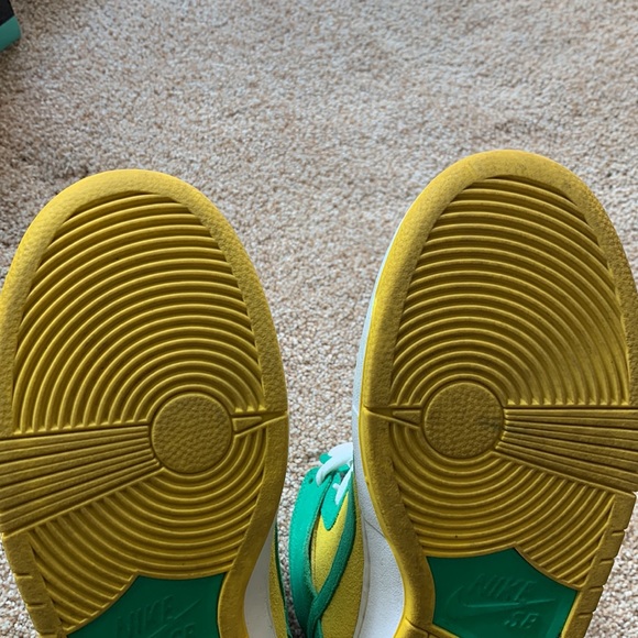 Nike Dunk Hi Oakland coliseum size 10.5 main image 10